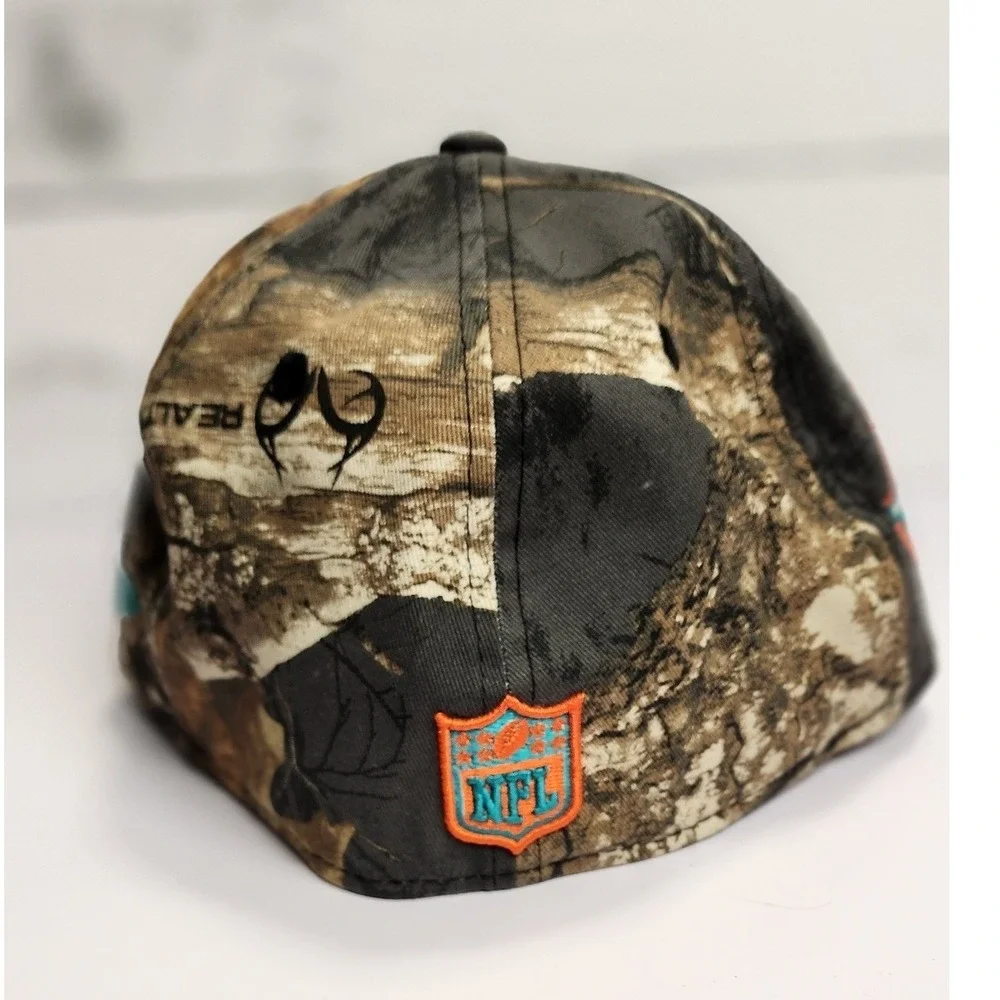 New Era 59FIFTY Miami Dolphins Realtree Camo Hat 7 3/8 Silver Season Patch NFL